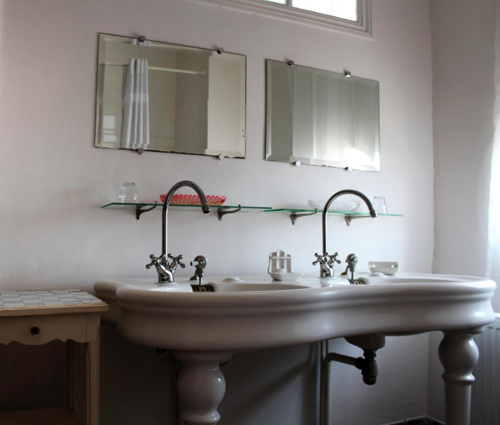 Chambres D'Hotes La Distillerie B&B Saint-Germain-du-Bois Zewnętrze zdjęcie