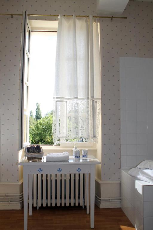 Chambres D'Hotes La Distillerie B&B Saint-Germain-du-Bois Pokój zdjęcie